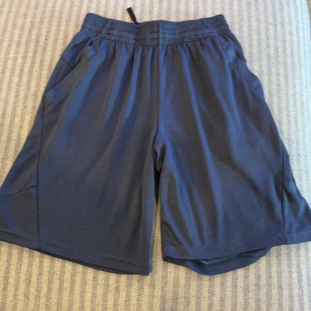 Men’s Champions Shorts - Picture 2 of 9